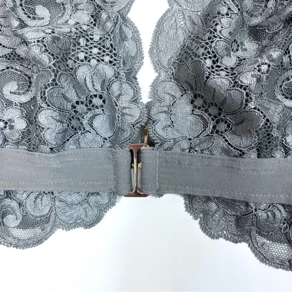 HAH Hot As Hot Got UR Back Gray Silver Lace Bra Size XS - Picture 4 of 13